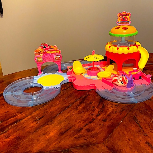 hamster burger diner